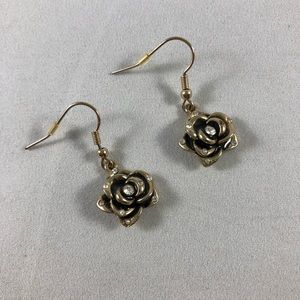 **5 items for $5** Gold Tone Earrings